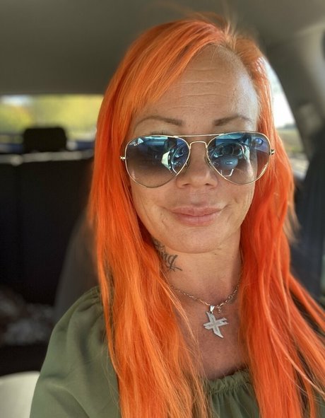 Nagie wyciekłe zdjęcie OnlyFans od Lovingqueent