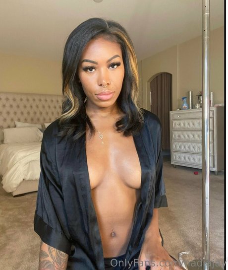 Nagie wyciekłe zdjęcie OnlyFans od Nadiajay