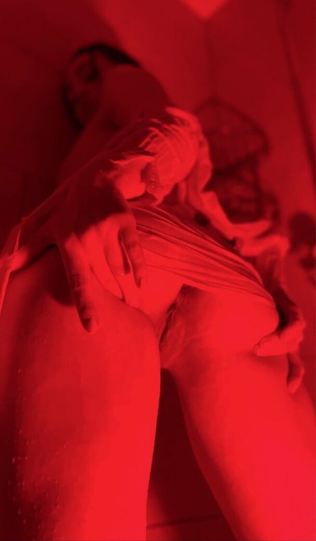 Nagie wyciekłe zdjęcie OnlyFans od Justbili