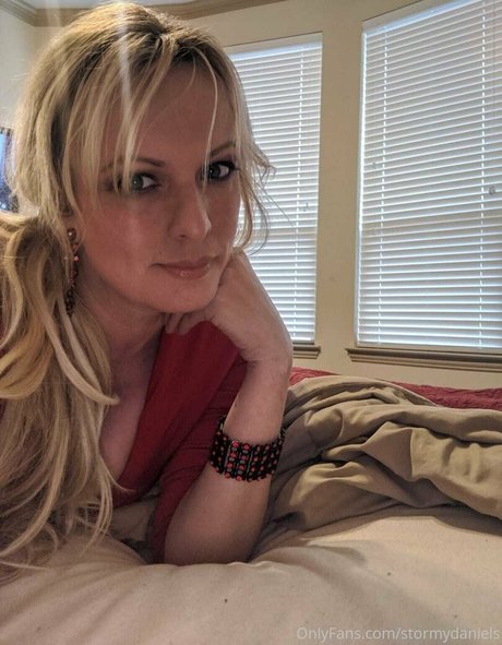 Nagie wyciekłe zdjęcie OnlyFans od Stormydaniels
