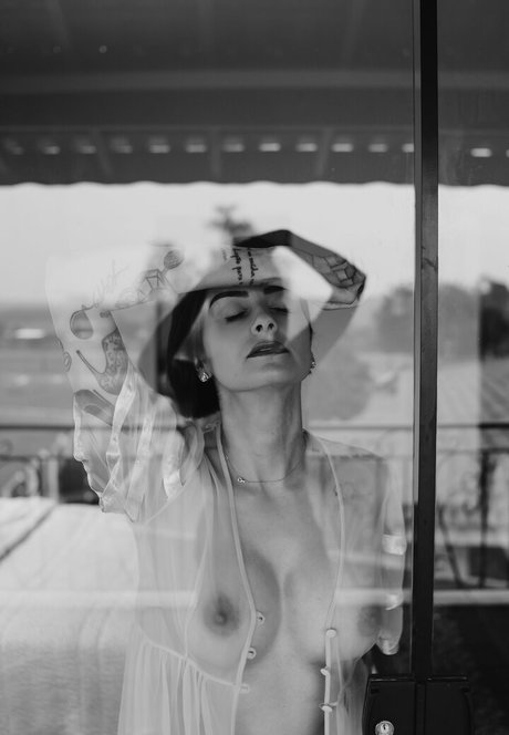 Nagie wyciekłe zdjęcie OnlyFans od Gabi Benvenutti