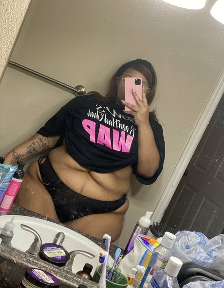 Nagie wyciekłe zdjęcie OnlyFans od Ayannacharelle