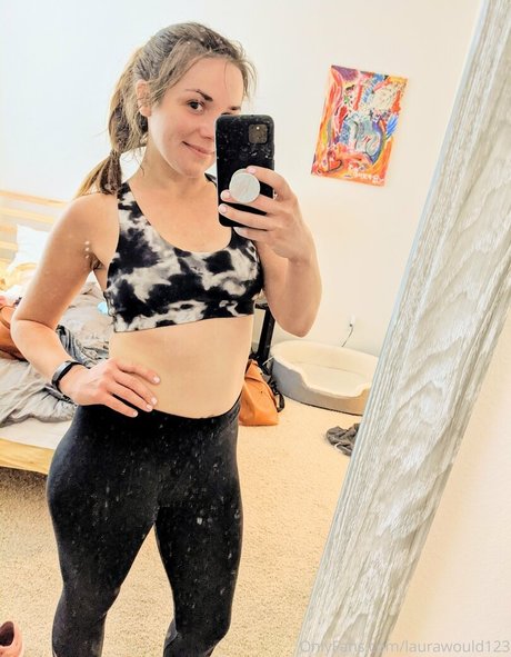 Nagie wyciekłe zdjęcie OnlyFans od Laurawould123