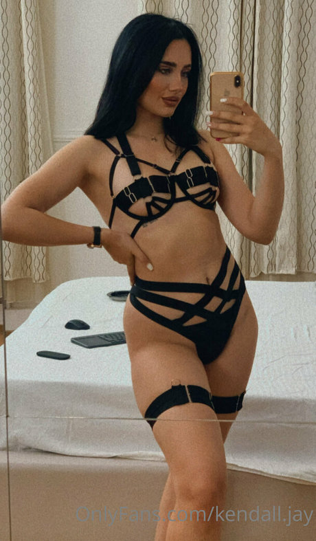 Nagie wyciekłe zdjęcie OnlyFans od Kendalljay