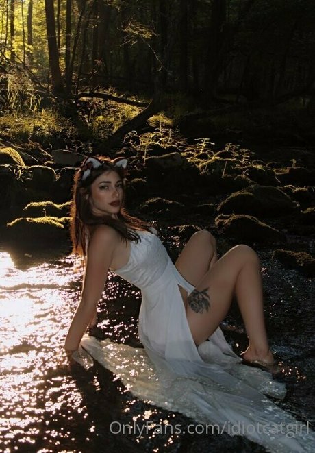 Nagie wyciekłe zdjęcie OnlyFans od Idiotcatgirl