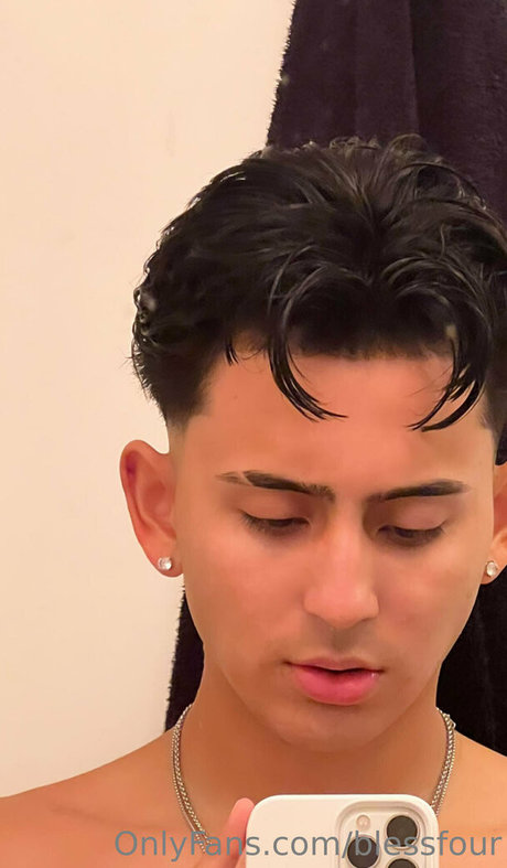 Nagie wyciekłe zdjęcie OnlyFans od Blessfour