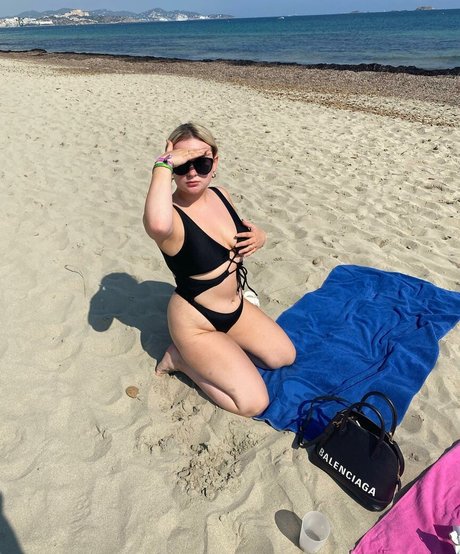Nagie wyciekłe zdjęcie OnlyFans od Leanne Campbell