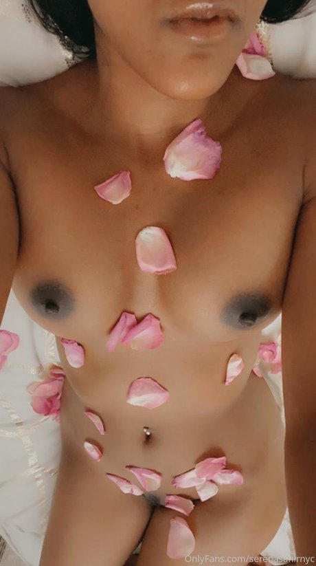 Nagie wyciekłe zdjęcie OnlyFans od Serenasahirnyc