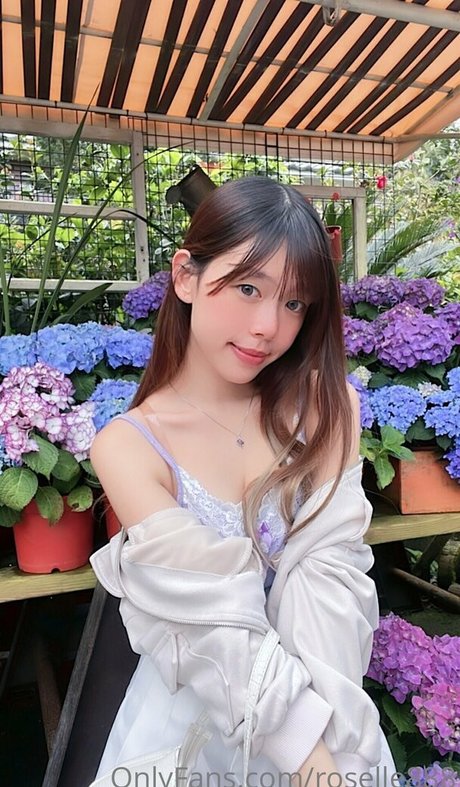 Nagie wyciekłe zdjęcie OnlyFans od Roselle888