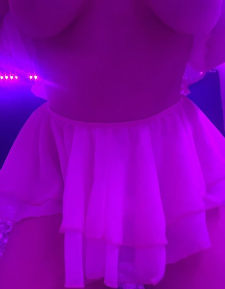 Nagie wyciekłe zdjęcie OnlyFans od Elkesophiaa