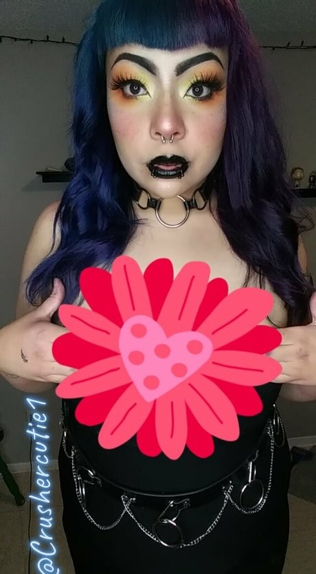 Nagie wyciekłe zdjęcie OnlyFans od Crushercutie1