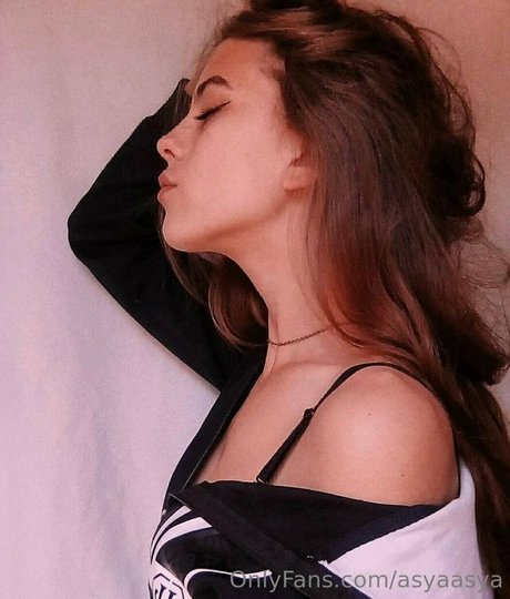 Nagie wyciekłe zdjęcie OnlyFans od Asyaasya