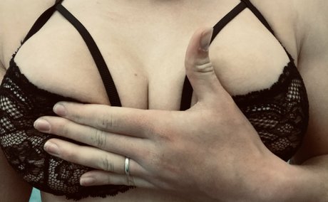 Nagie wyciekłe zdjęcie OnlyFans od Redmil