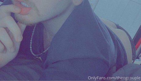 Nagie wyciekłe zdjęcie OnlyFans od Theogcouple