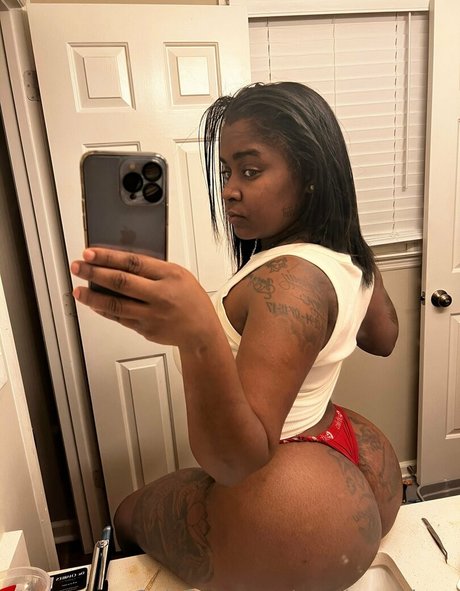 Nagie wyciekłe zdjęcie OnlyFans od Monicamalone