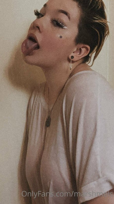 Nagie wyciekłe zdjęcie OnlyFans od Marshmels