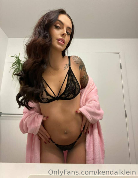 Nagie wyciekłe zdjęcie OnlyFans od Kendalklein