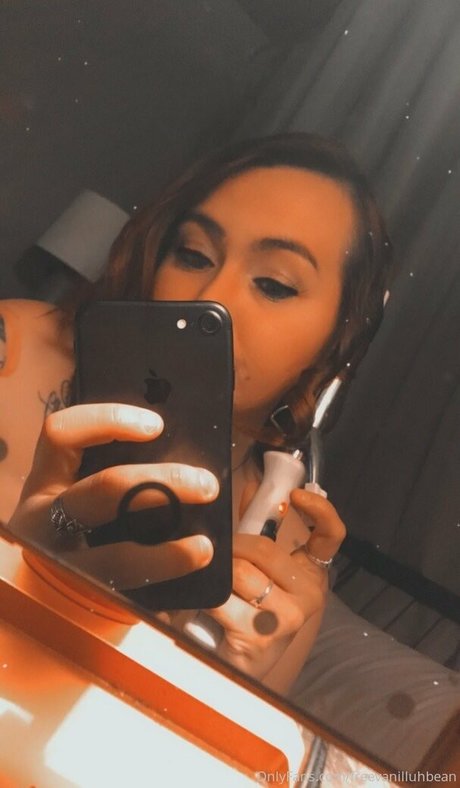 Nagie wyciekłe zdjęcie OnlyFans od Freevanilluhbean