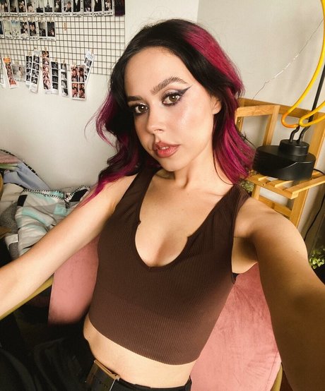 Nagie wyciekłe zdjęcie OnlyFans od Mikaila Delgado