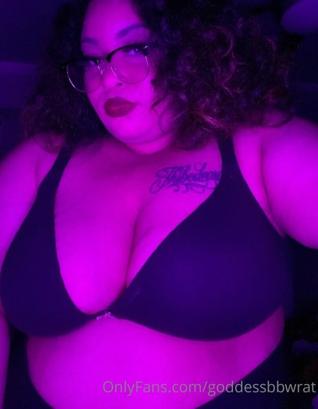 Nagie wyciekłe zdjęcie OnlyFans od Goddessbbwrat