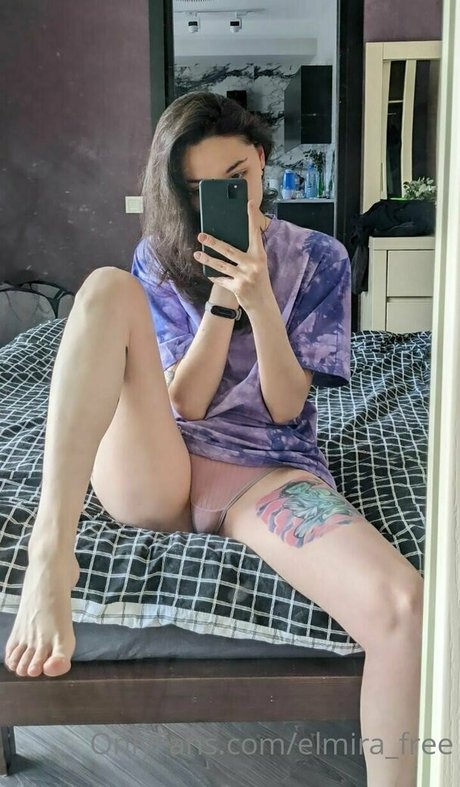 Nagie wyciekłe zdjęcie OnlyFans od Elmirafree
