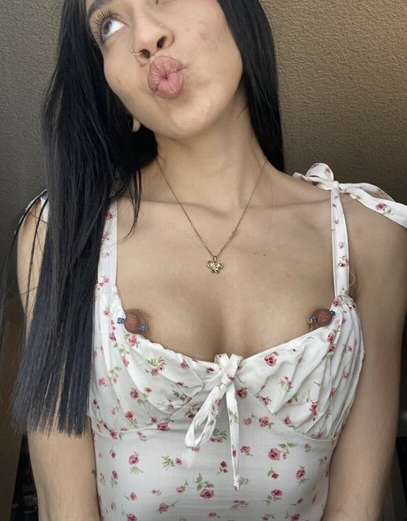 Nagie wyciekłe zdjęcie OnlyFans od Sapphirecin