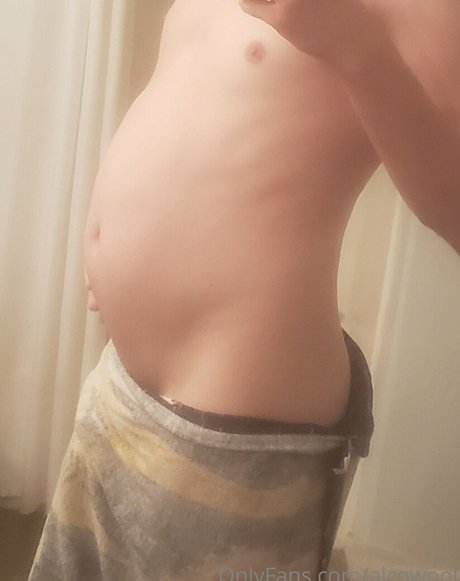Nagie wyciekłe zdjęcie OnlyFans od Alcowool