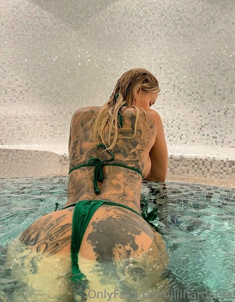 Nagie wyciekłe zdjęcie OnlyFans od Jillhardener
